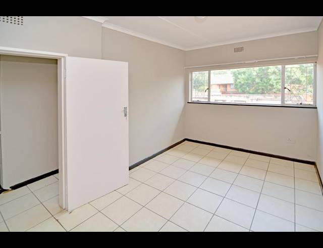 2 BEDROOM APARTMENT FOR SALE IN WINDSOR